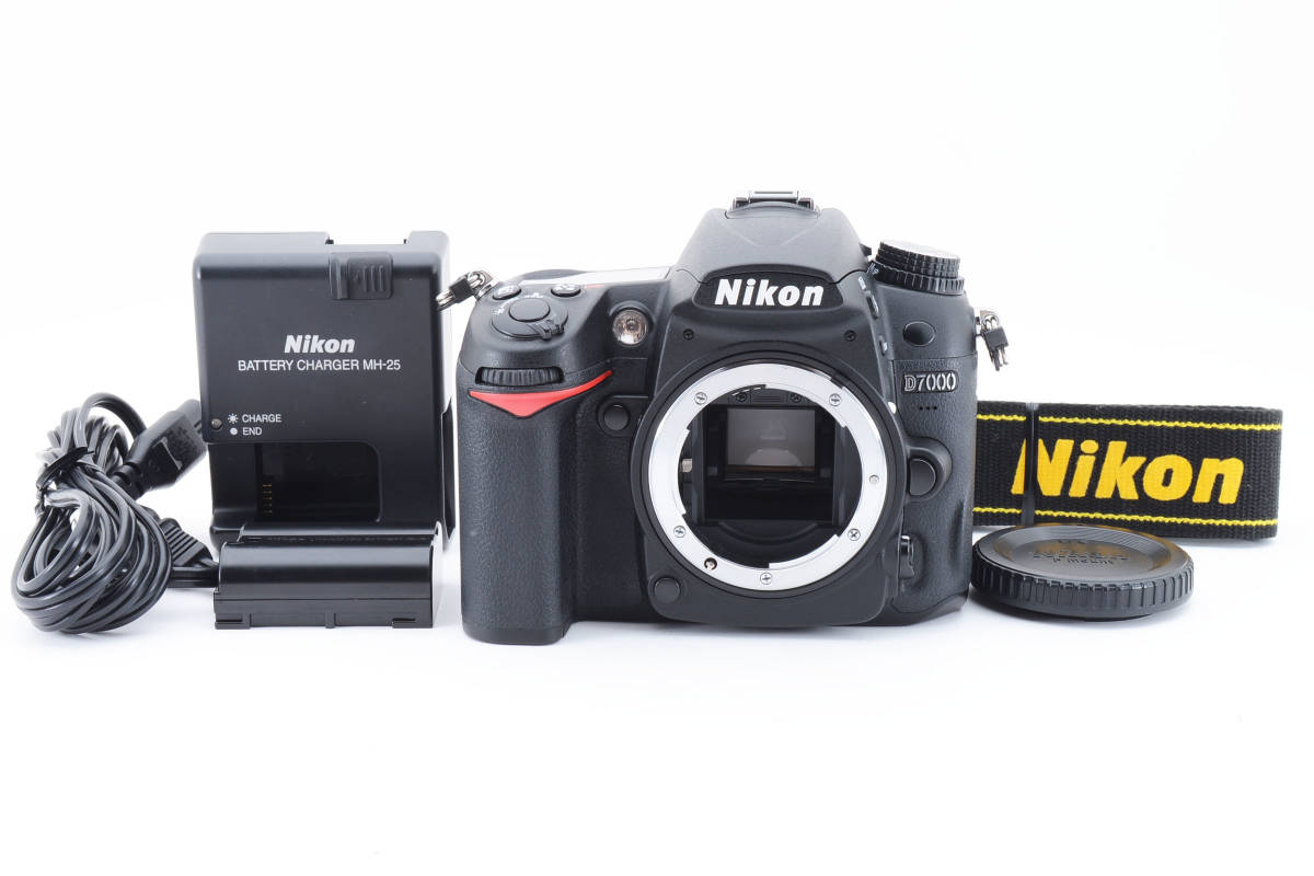 【完動美品】大人気 ニコン NIKON D7000 ボディ