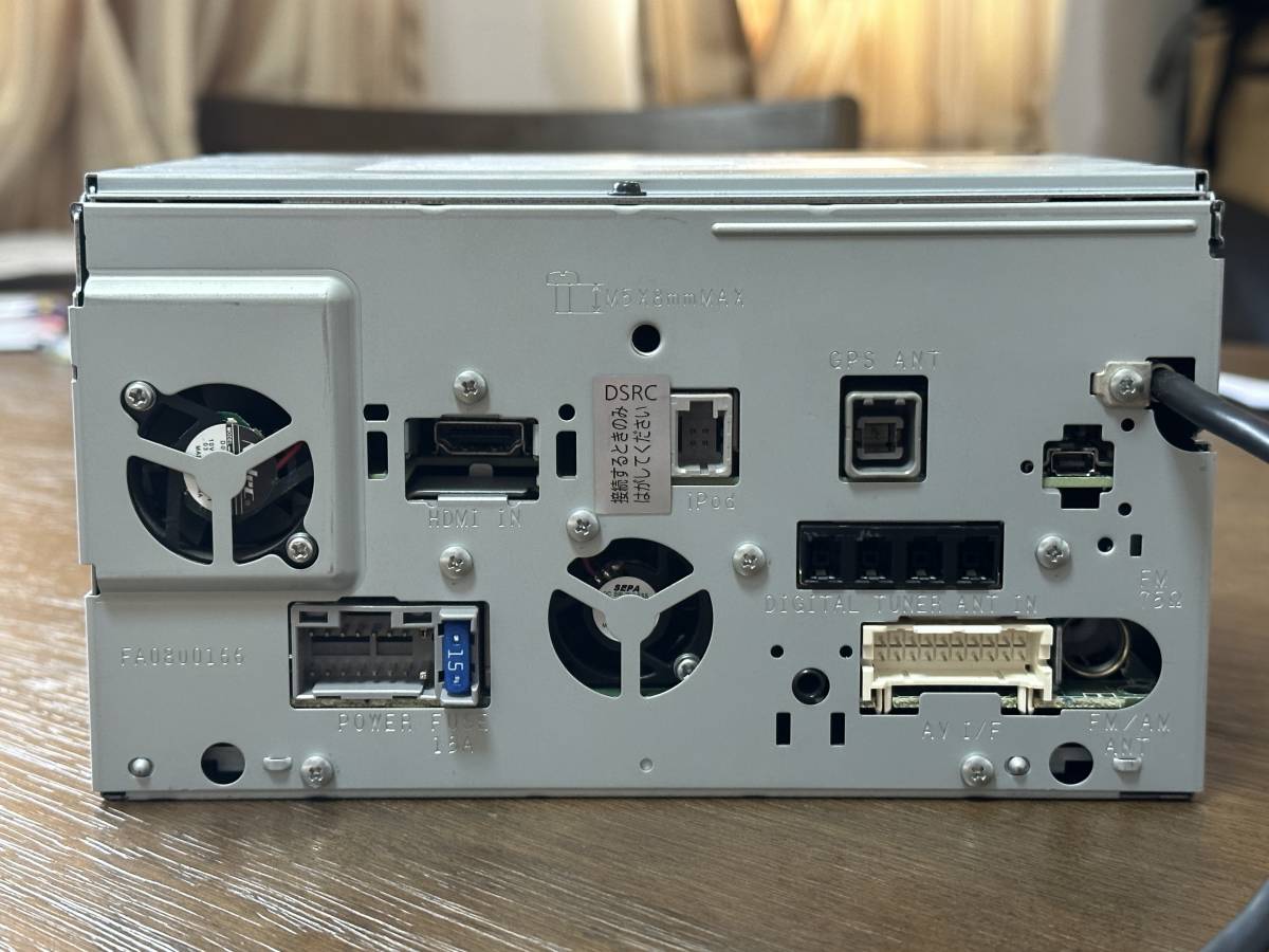 地図データ2018年 Panasonis strada CN-RS02D フルセグテレビ 