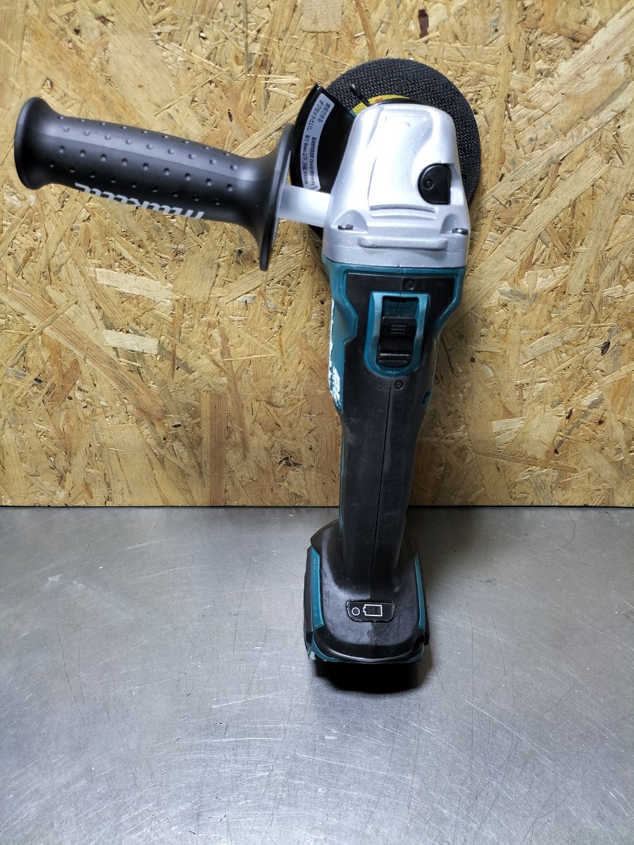 マキタ充電式ディスクグラインダ18v GA404DN本体のみ!