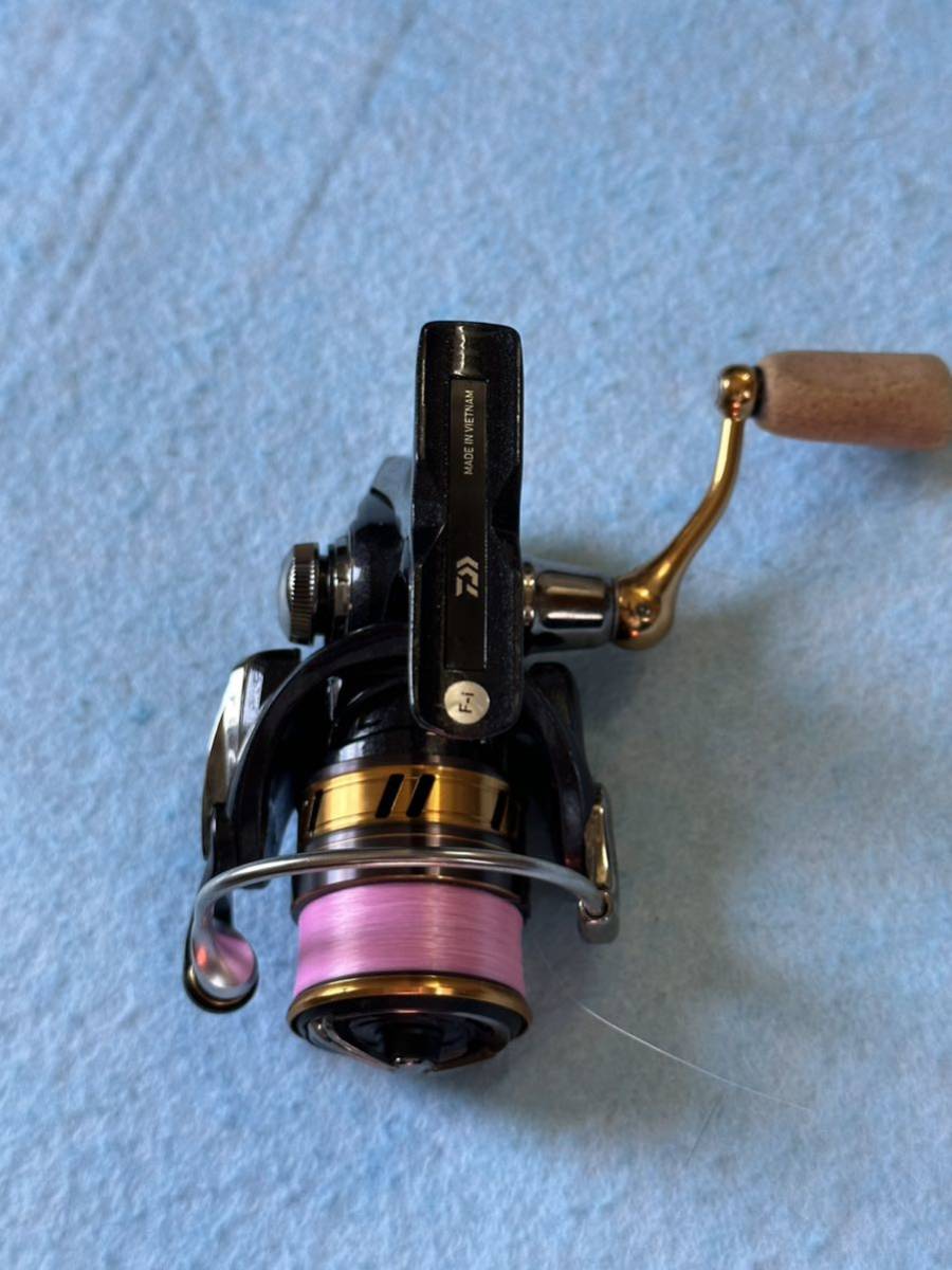 ★管釣トラウト　ダイワ　レガリスLT1000S 使用1回の美品 美品 DAIWA ダイワ レガリスLT1000S スピニングリール トラウト 管釣り