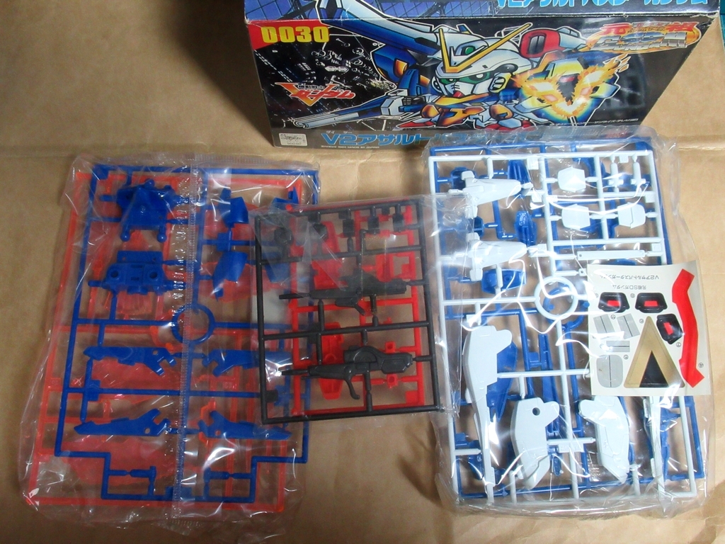 □元祖SDガンダム 0030 V2アサルトバスターガンダム 未組立 内袋未開封