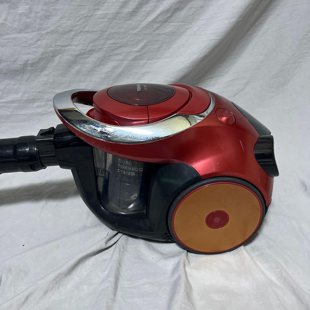 東芝 - 東芝 VC-J2000Z-R サイクロン式掃除機 2013年製 ヘッド無しの 東芝