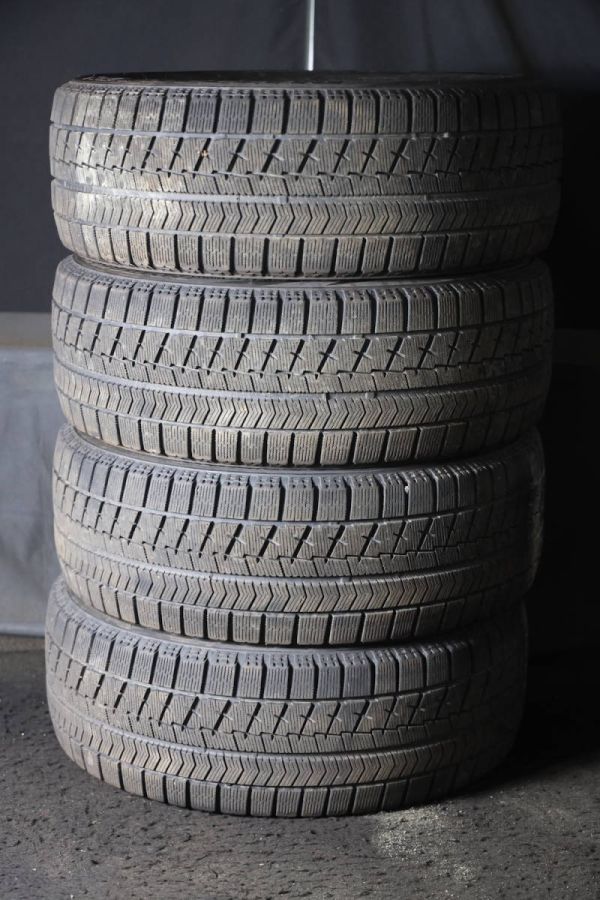 ★バリ山 215/55R17 ブリヂストン BLIZZAK VRX 2019年製 スタッドレス 4本セット