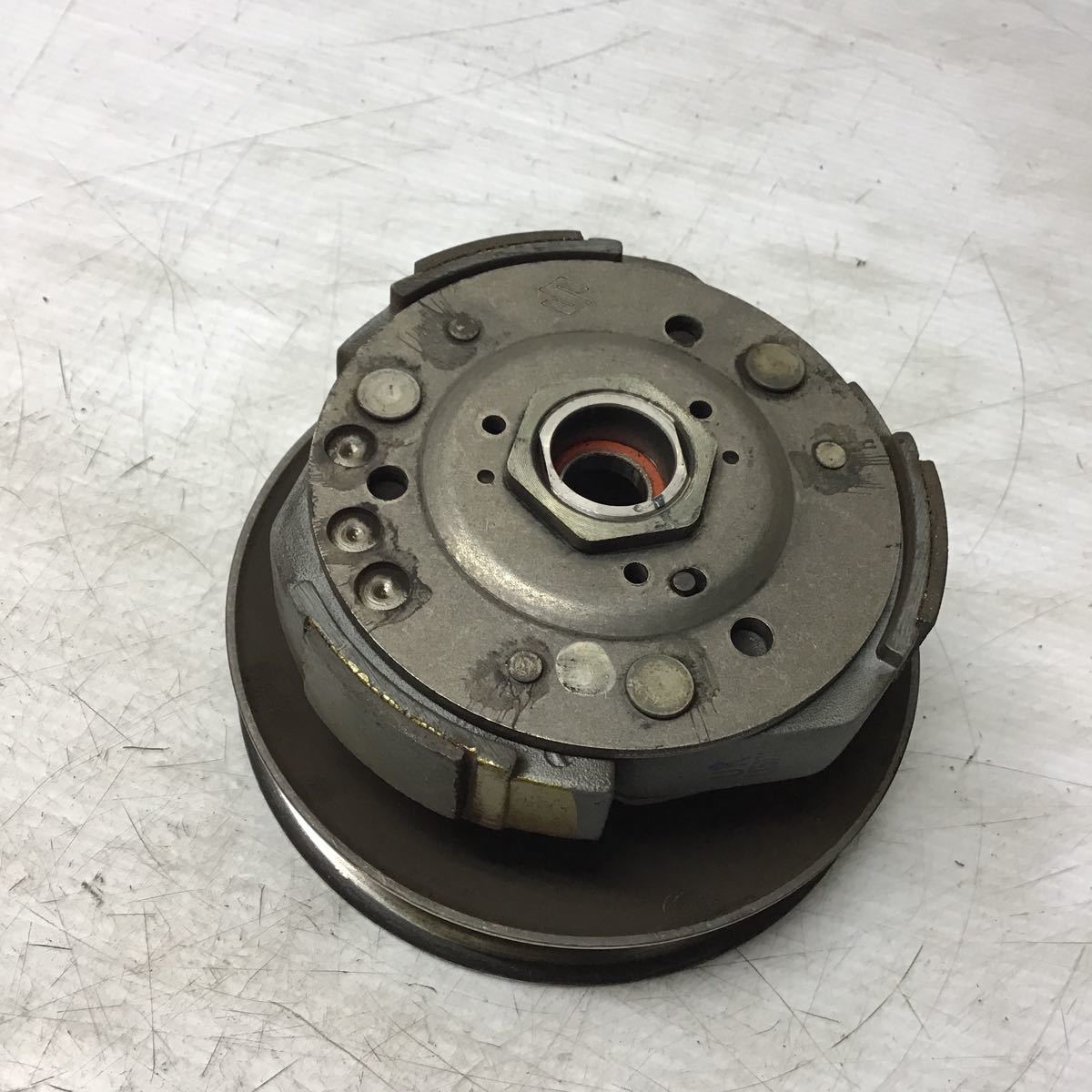 赤字超特価 D68-15 スズキ アドレスV125S CF4MA クラッチ 動作確認済み 