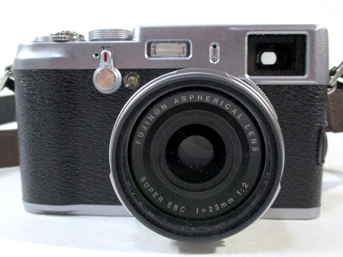 FUJI☆フジフィルム FinePix X100 デジカメ 中古☆S10605 X100 FinePix