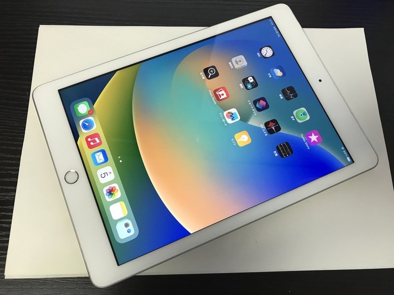【得価，定番人気】 GG415 SIMフリー iPad 第5世代 Wi-Fi + Cellular 32GB シルバー(iPad本体)｜売買されたオークション情報、yahooの商品情報をアーカイブ公開 - オークファン iPad本体