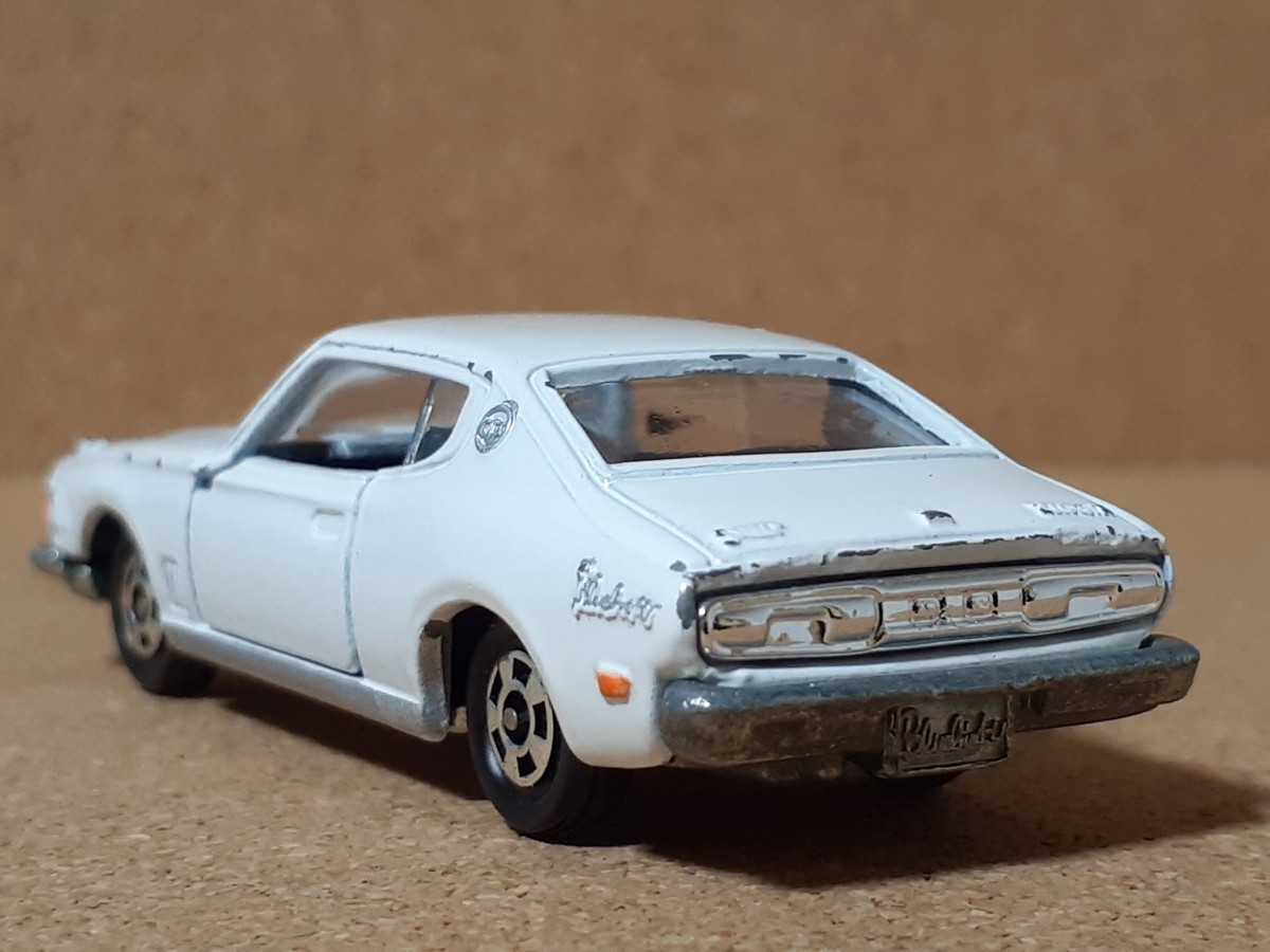 トミカ 水色？ skyline2000GT-X No.62 ミニカーショップ ケンボックス