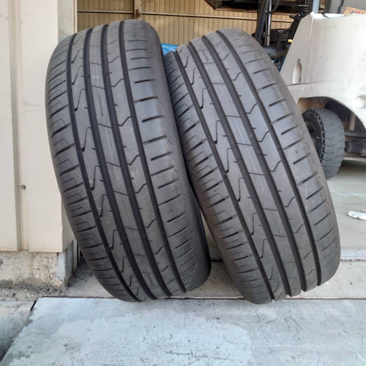 HANKOOK215/55R17 9分山程度2本セット2022年製 