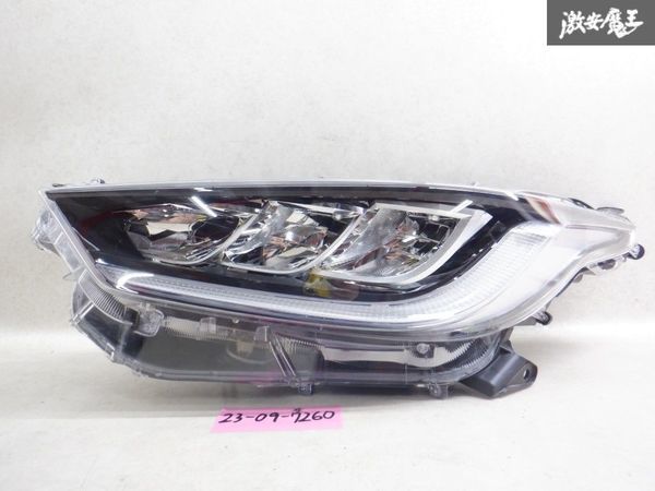 トヨタ純正 MXPA10 MXPA15 KSP210 ヤリス LED ヘッドライト ヘッド