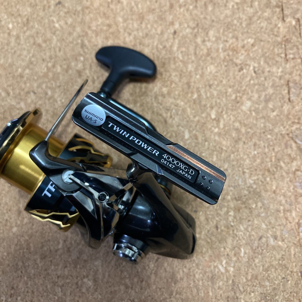 SHIMANO 20ツインパワー 4000XGの最安値・インプレ・釣果 | 本音