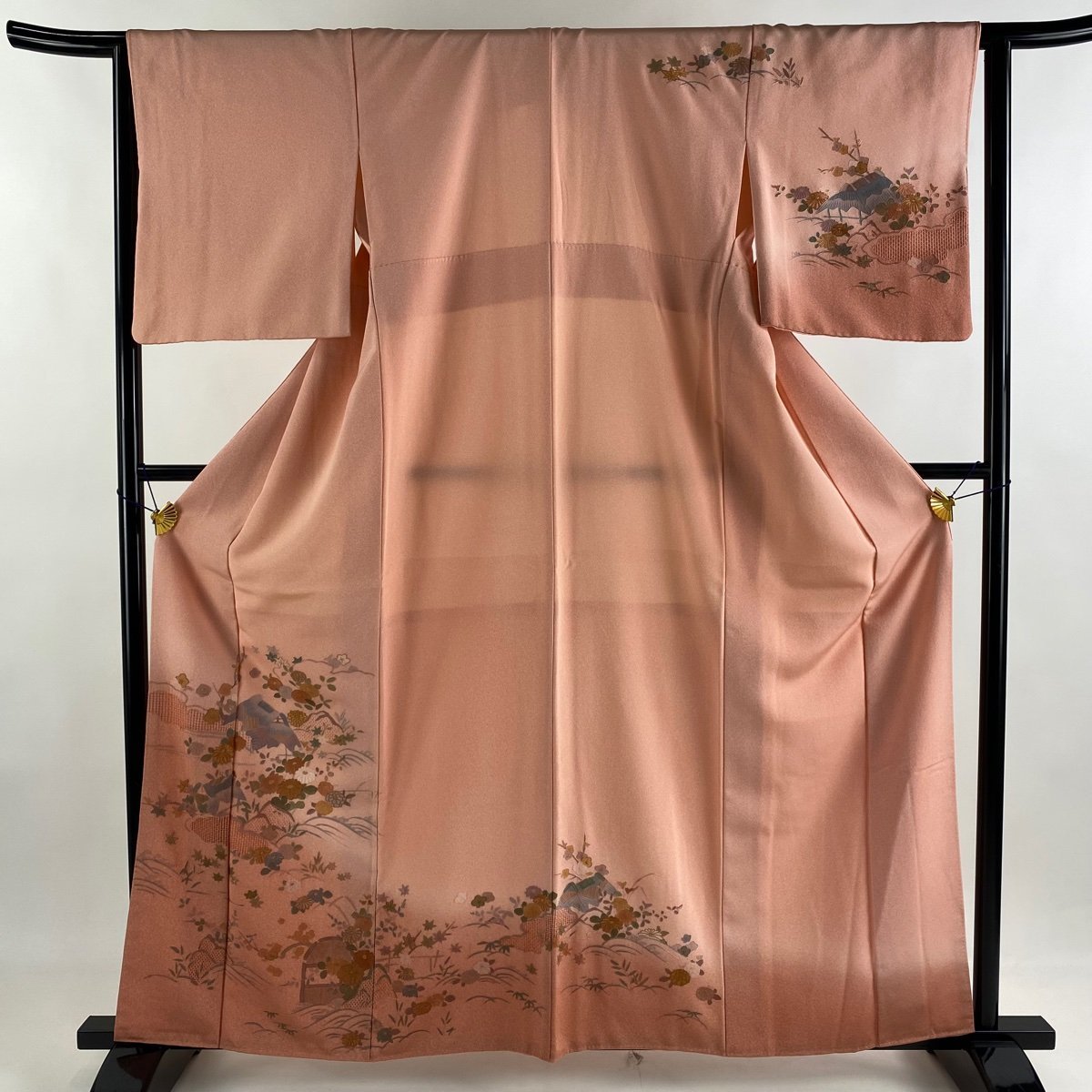 訪問着 身丈160cm 裄丈64.5cm M 袷 風景 草花 汕頭刺繍 金糸 サーモンピンク 正絹 美品 秀品 【中古】