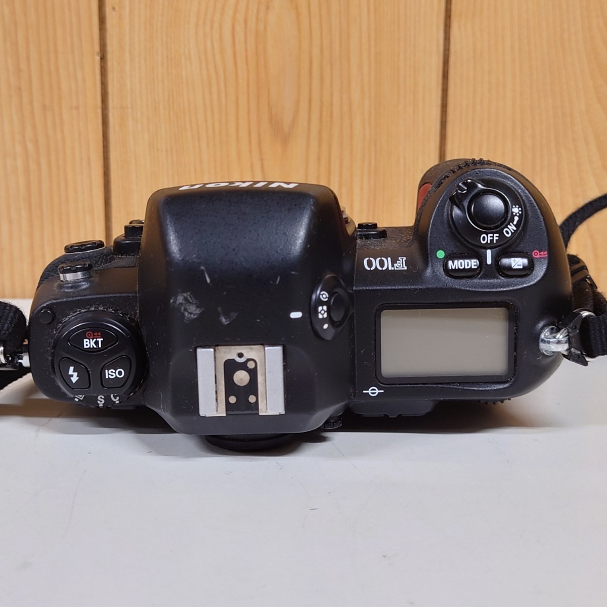 Nikon F100 動作未確認 【XB1941C】Nikon F100 NIKON ニコン 動作