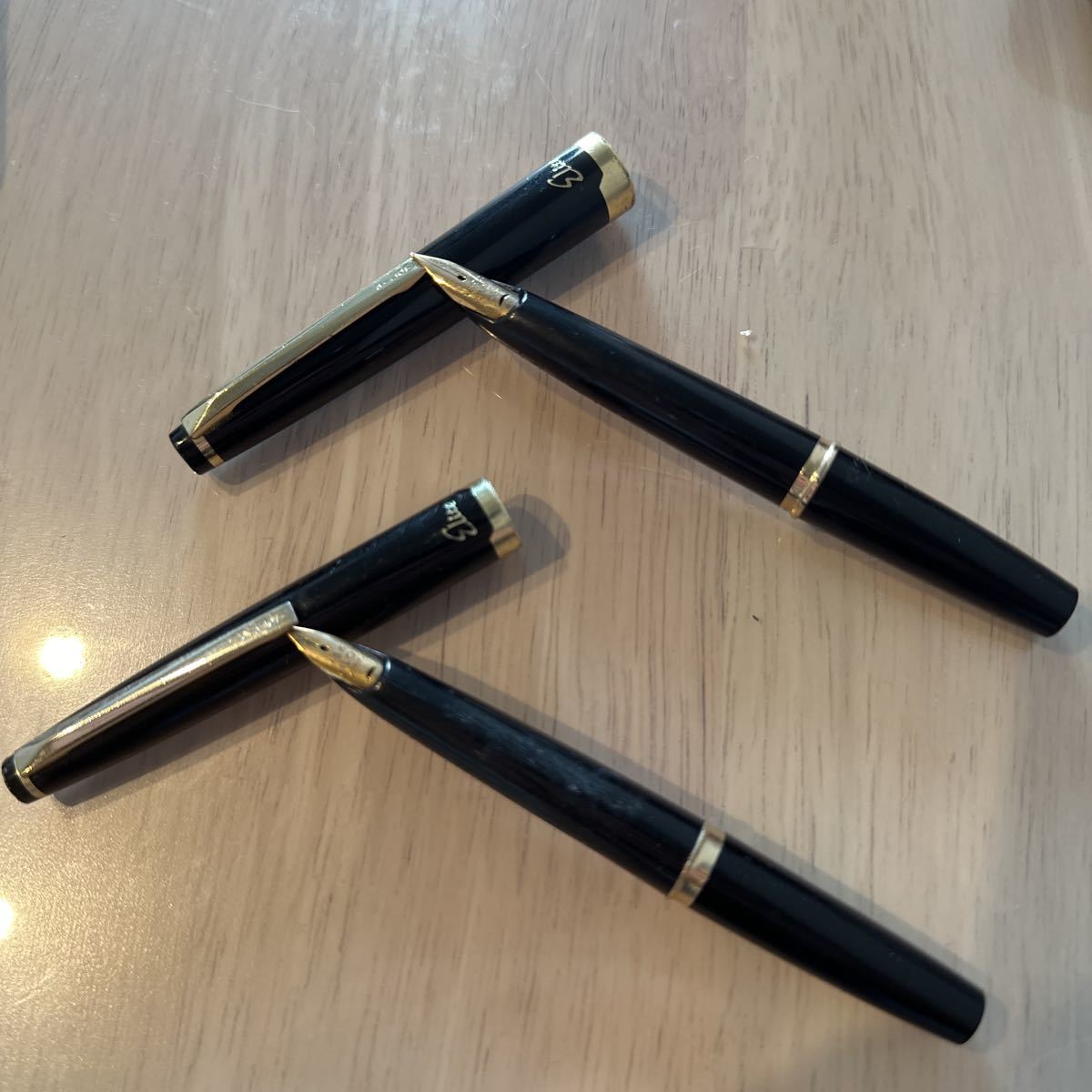 PILOT 万年筆 Elite 全格子 F字　18K 万年筆 PILOT エリート パイロット | 18K 格子 字幅F パイロットElite