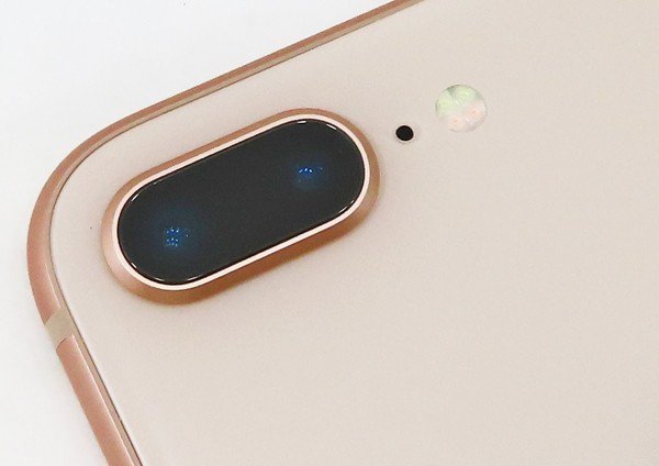 ◇ジャンク【au/Apple】iPhone 8 Plus 64GB MQ9M2J/A スマートフォン