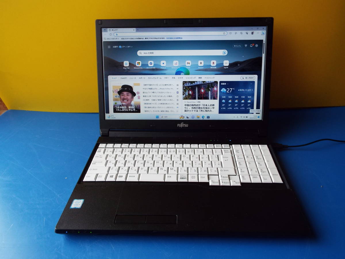 ☆富士通 LIFEBOOK A577/RX Core i3-7100U (第7世代）メモリ8GB