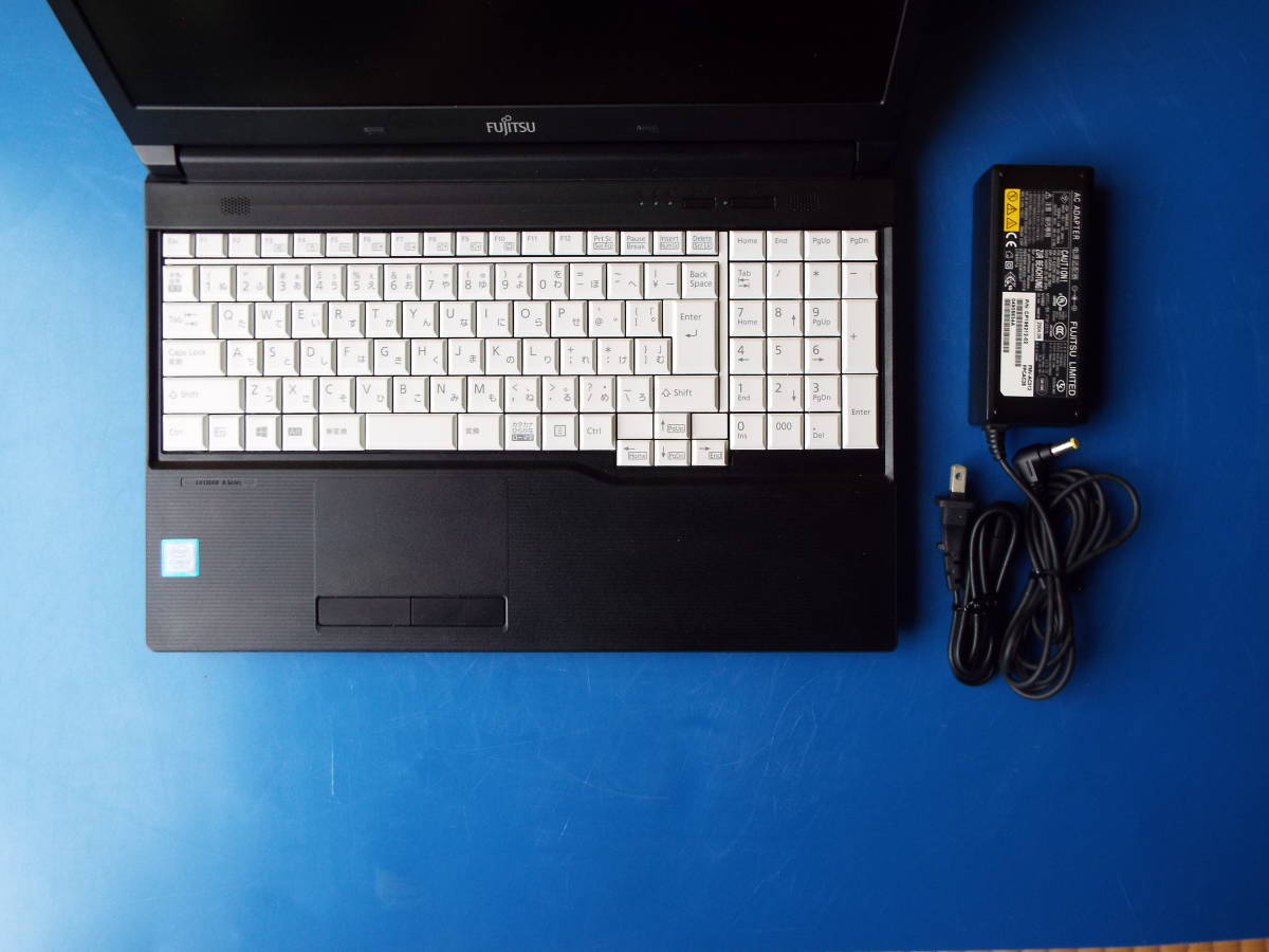 ☆富士通 LIFEBOOK A577/RX Core i3-7100U (第7世代）メモリ8GB
