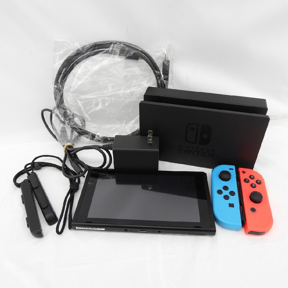 【中古品】任天堂 NINTENDO SWITCH ニンテンドースイッチ HAC-S-KABAA(JPN) ※初期型(2017年発売モデル) 11357469 0917