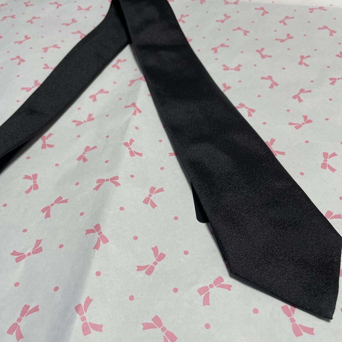 新品　未使用 EMPORIO ARMANI エンポリオアルマーニ　ネクタイ　ブラック　無地