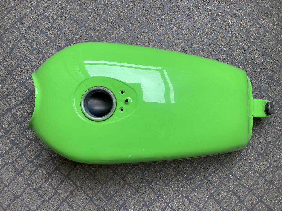 250tr インジェクション バイク タンク fi 純正