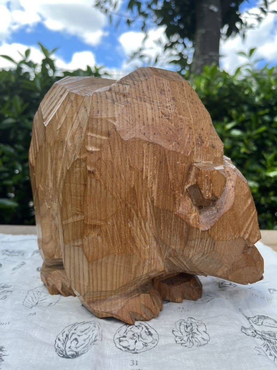 柴崎重行(志) 「眠り熊」1985年作 北海道八雲 ハツリ彫せんの木 木彫熊