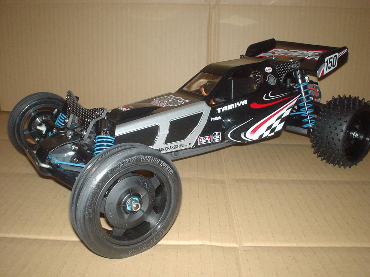 タミヤ　ＤＴ－０３　レーシングファイター　未走行　ラジコン車体　オプション多数　２ＷＤバギー