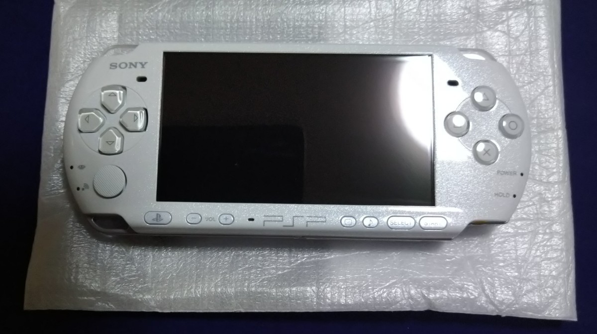 【極美品】PSP-3000パールホワイト（本体のみ）