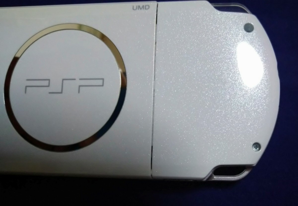 【極美品】PSP-3000パールホワイト（本体のみ）