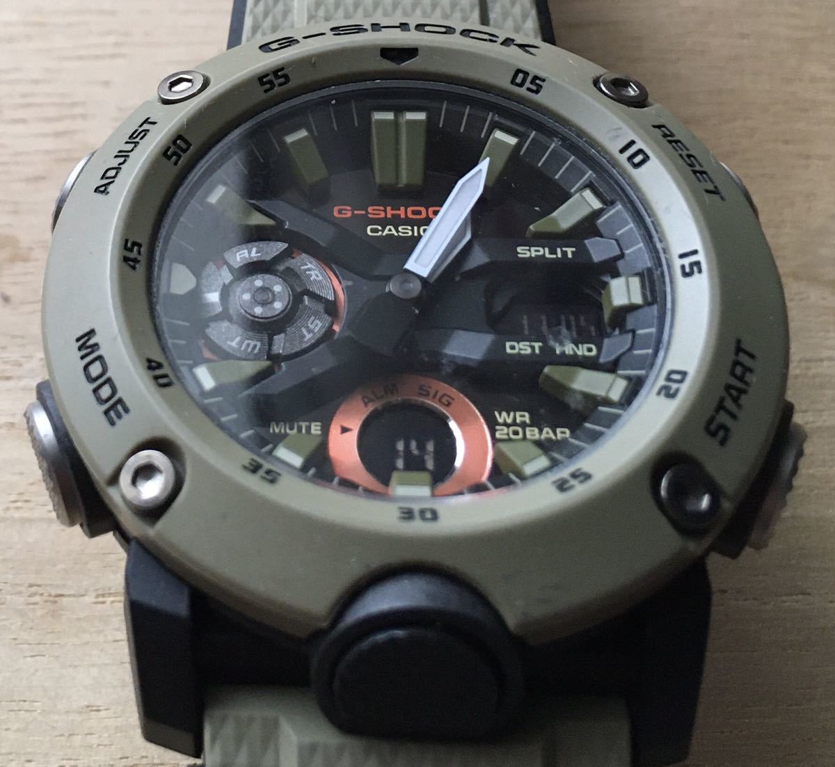 新品同様/箱付] カシオ CASIO G-SHOCK GA-2000-5A カーキ カーボン