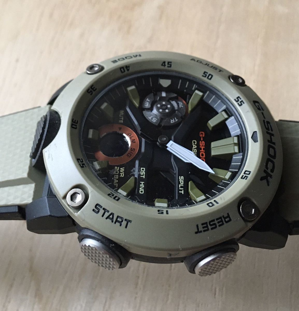 新品同様/箱付] カシオ CASIO G-SHOCK GA-2000-5A カーキ カーボン