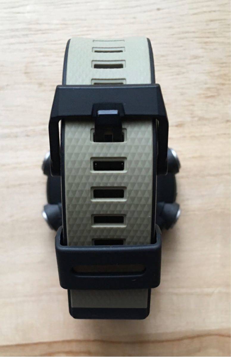 新品同様/箱付] カシオ CASIO G-SHOCK GA-2000-5A カーキ カーボン