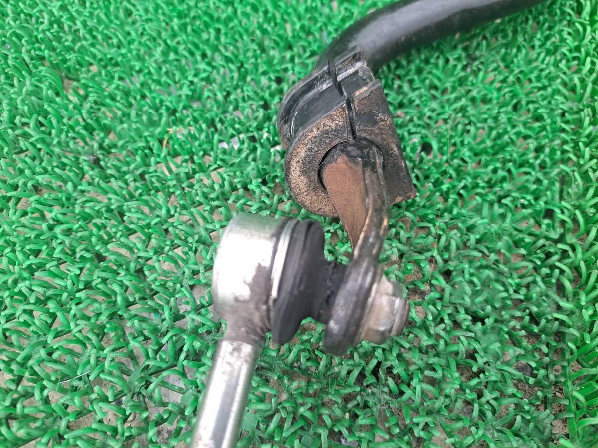 ダイハツ ムーヴ カスタム L175S フロントスタビライザー