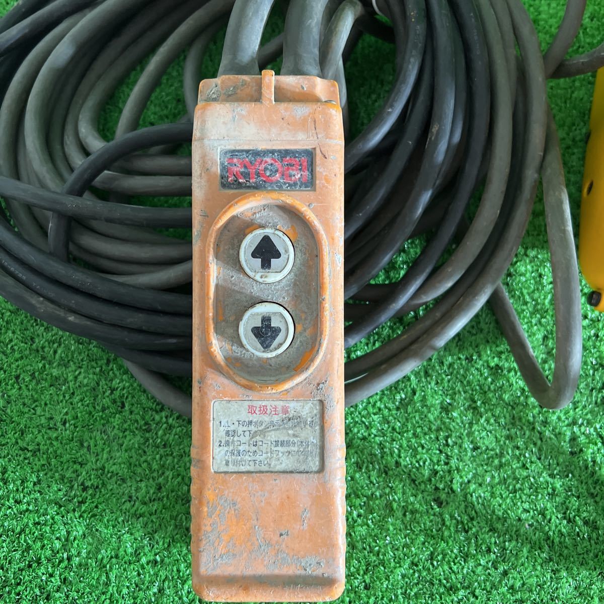 RYOBI リョービ 小型ウインチ WI-61C 電動ウインチ ジャンク品 WI-61C