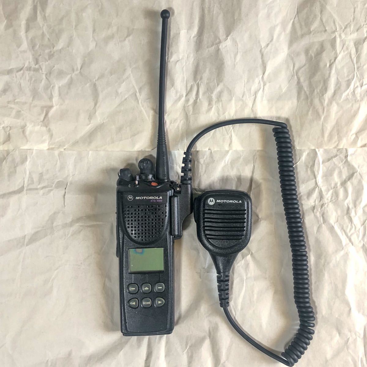 MOTOROLA モトローラ XTS3000 アンテナ ハンドマイク付き 実物