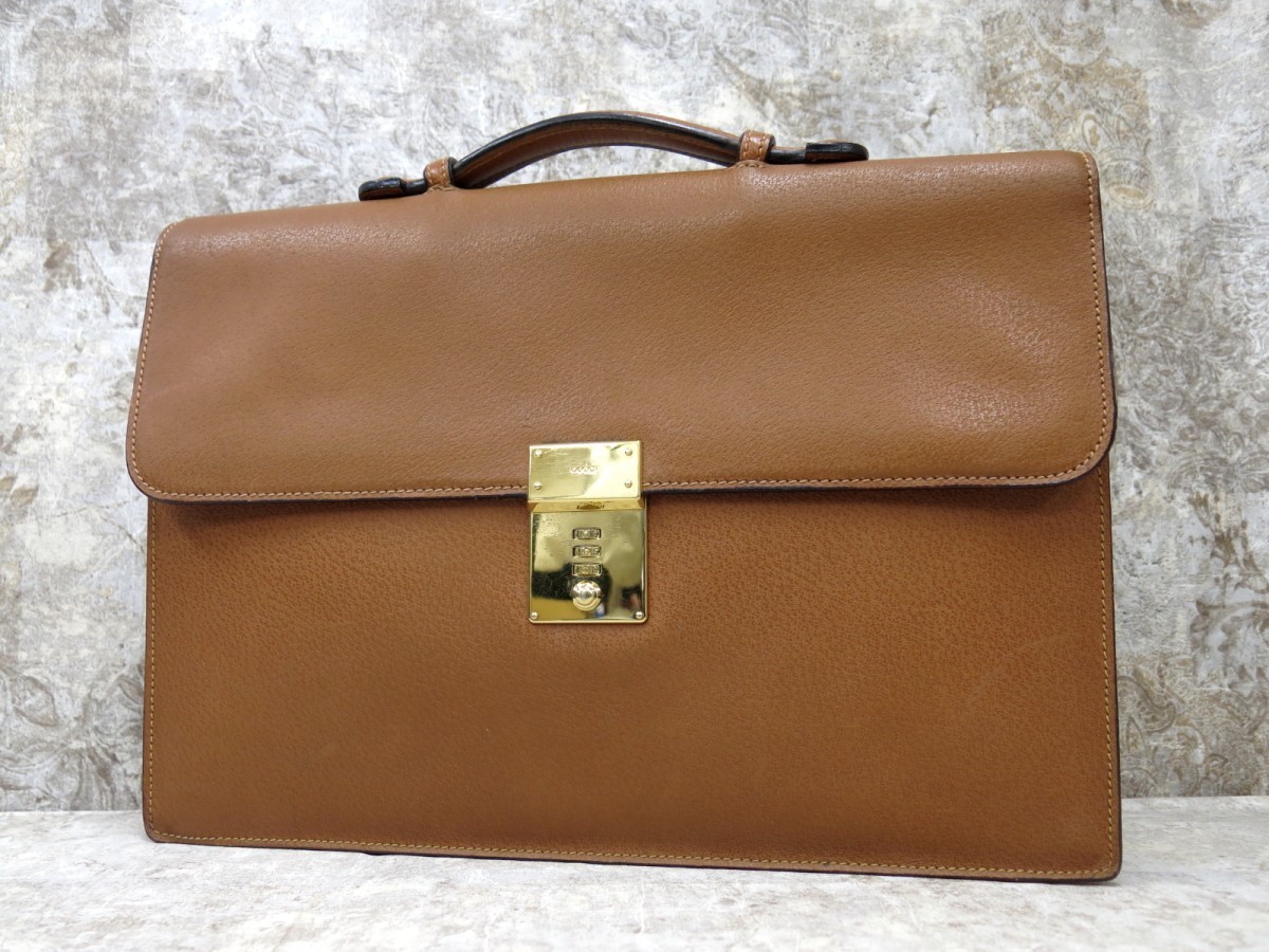 ■極美品■GUCCI グッチ■メンズ■カーフ レザー 本革■ビジネス ハンド バッグ■キャメル ゴールド金具■イタリア製■ビジネス■D11135