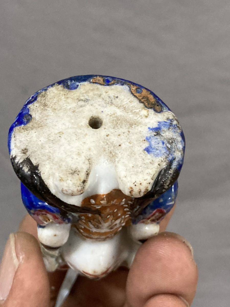 小さな招き猫 両手 陶磁器製 古伊万里 縁起物 商売繁盛 郷土玩具