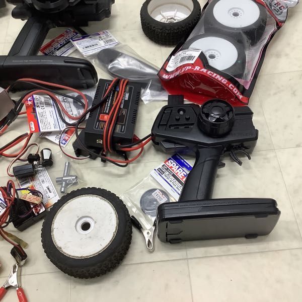 1円〜 訳あり ジャンク RC ラジコン サンワ 送信機 M11 タイヤ TRF201 48 ピッチスパーギヤ 79T 他 ジャンク 1円〜 訳あり
