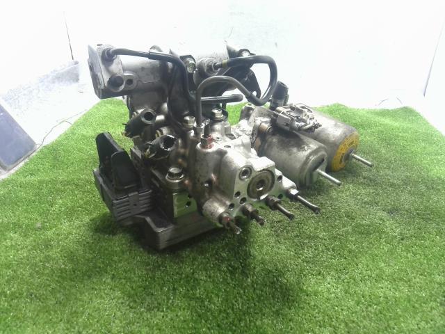 アクア DAA-NHP10 ABSアクチュエーター S 5A3 47210-52030 47070-52020