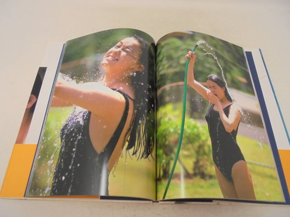 小田茜 初水着写真集 PURE 週刊プレイボーイ特別編集 帯付初版の入札 
