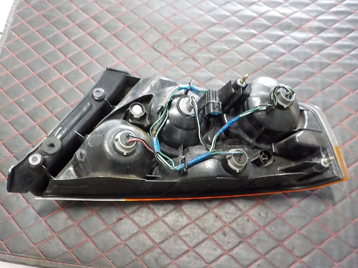 CT9A ランサーエボリューション 自動車用 テールランプ 三菱 純正 CT9A ランサーエボリューション テールライト 左 B-27 CT9A 左 純正