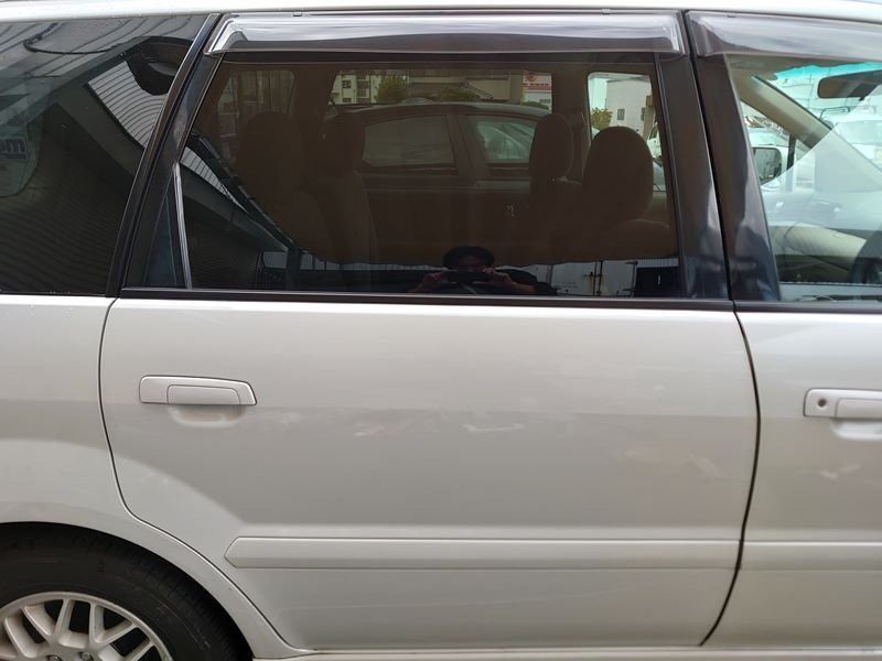 『psi』 三菱 N84W シャリオグランディス 前期 右リアドア W75 パール H10年式