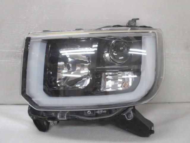 ◆ ウェイク LA700S 左 ヘッドランプ ヘッドライト 81170-B2560 ＵＳＥＤ ウェイク LA700S 左 W2664 ヘッドランプ DBA