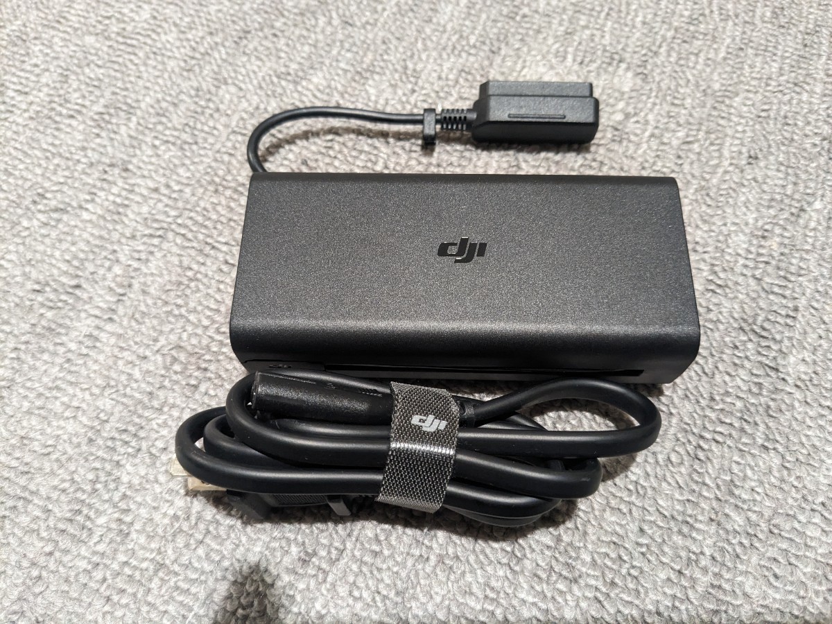 【品質保証，爆買い】 良品 DJI mavic2マビック2 用 バッテリー充電器 mavic2pro/zoom マビック2 プロ/ ズーム DJI純正品 品１個(パーツ、アクセサリー)｜売買されたオークション情報、yahooの商品情報をアーカイブ公開 - オ パーツ、アクセサリー
