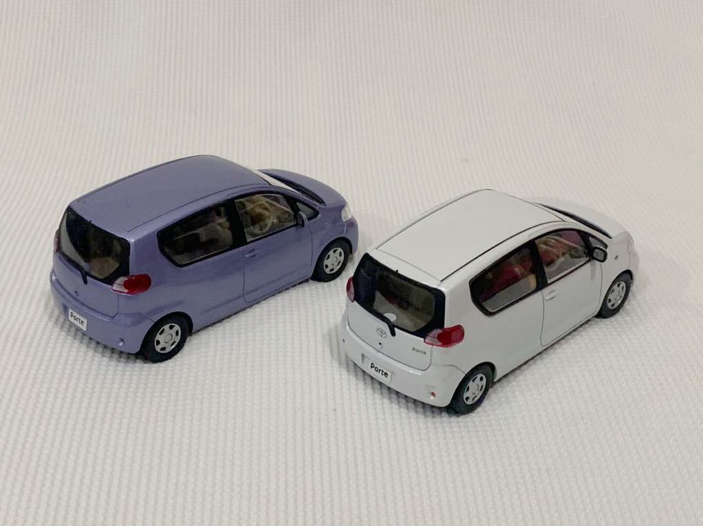 トヨタ 1⁄30 カラーサンプル Porte1⁄30 ホワイト 赤 ☆1/30 トヨタ ポルテ