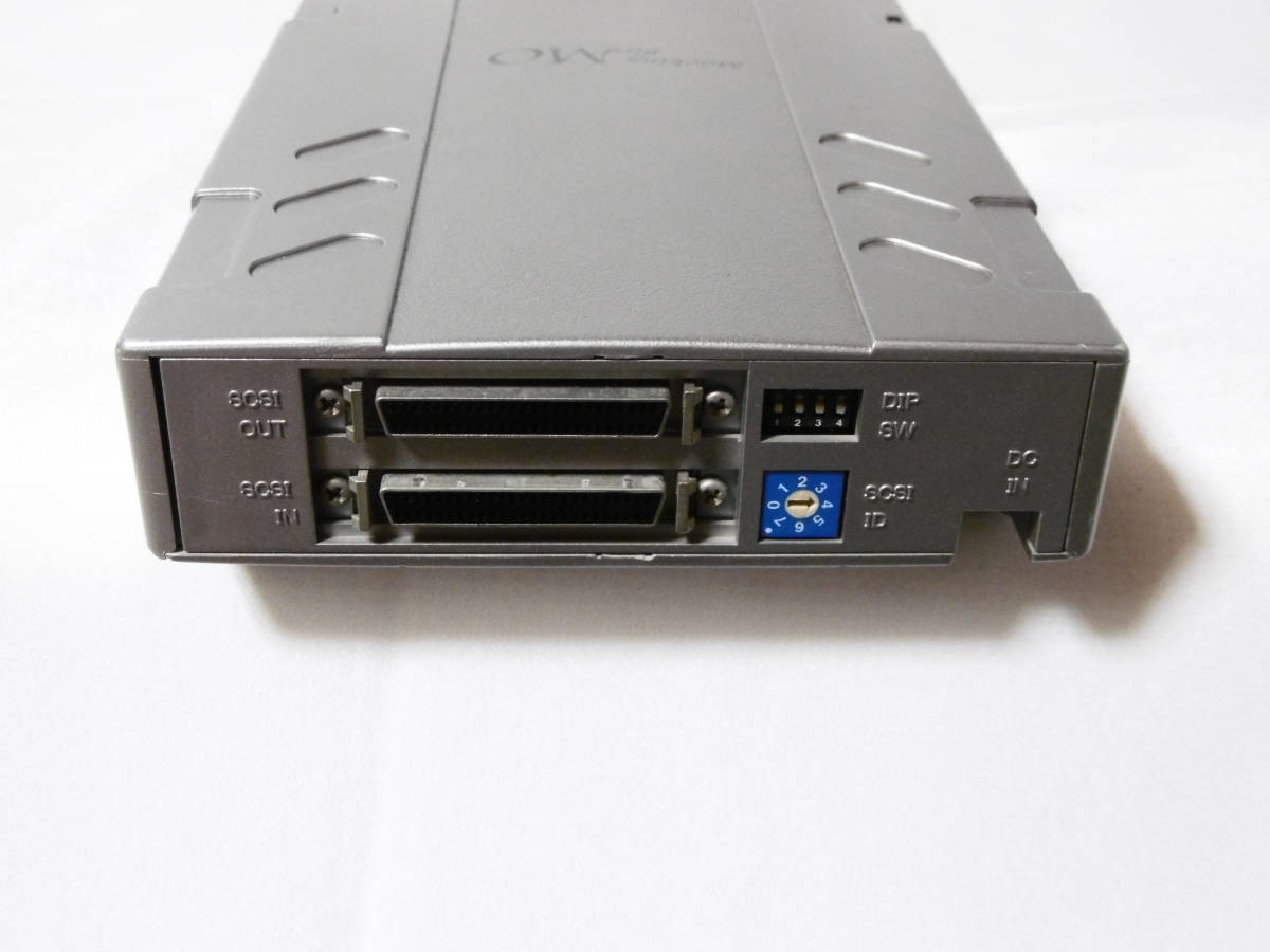 動作確認済み ◇◇◇ 640MB SCSI接続 外付けMOドライブ ◇◇◇