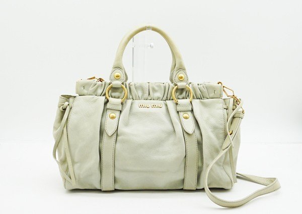 ◇【MIU MIU ミュウミュウ】2WAYハンドバッグ