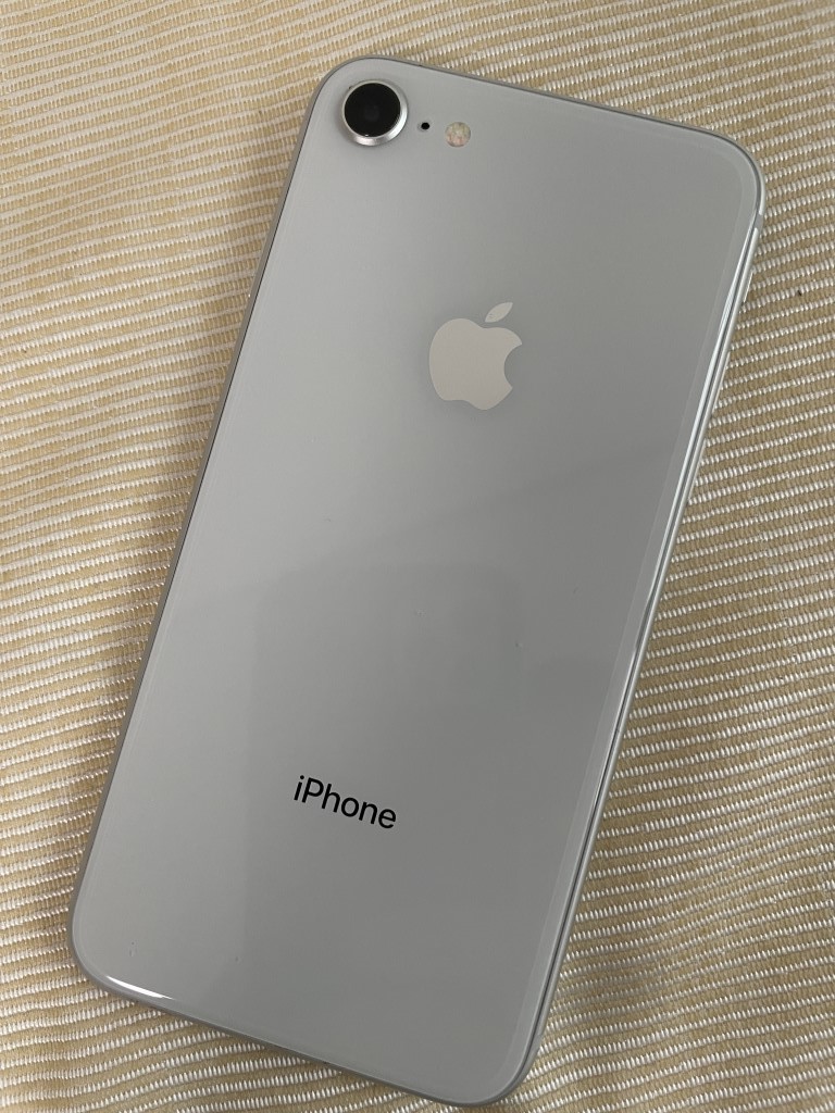 iPhone8 64GB シルバー SIMフリー Apple iPhone8 64GB 本体 ホワイト