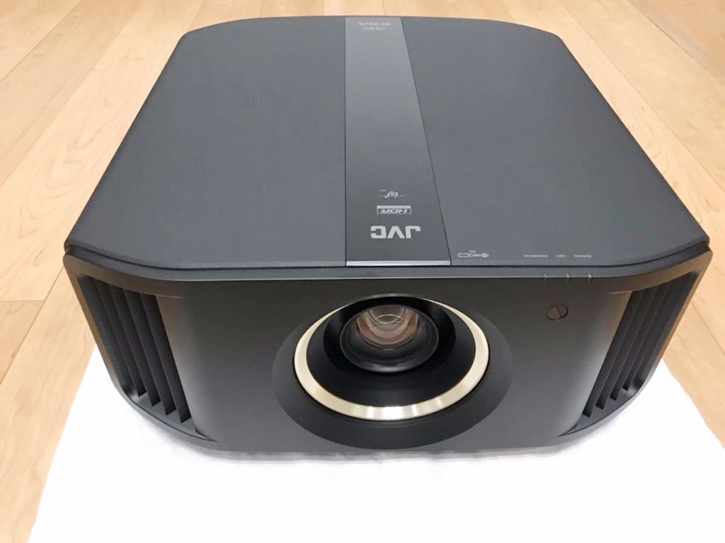 完動品 JVC ビクター DLA-V7 売り切ります | JVC D-ILAプロジェクター