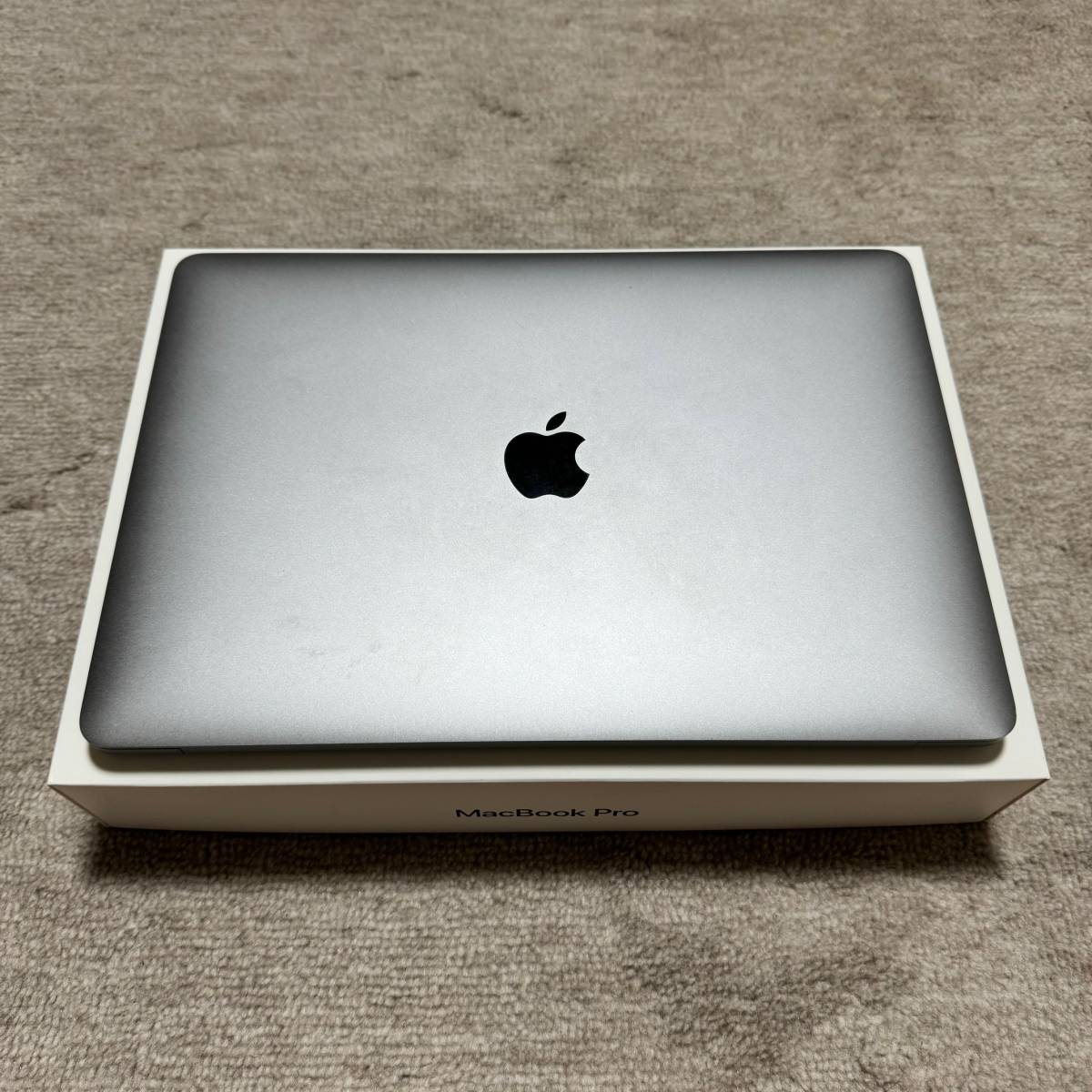 Pro MacBook Apple 256GB 8GB com: RAM, 13インチ (13-inch, 0 M2 SSD 