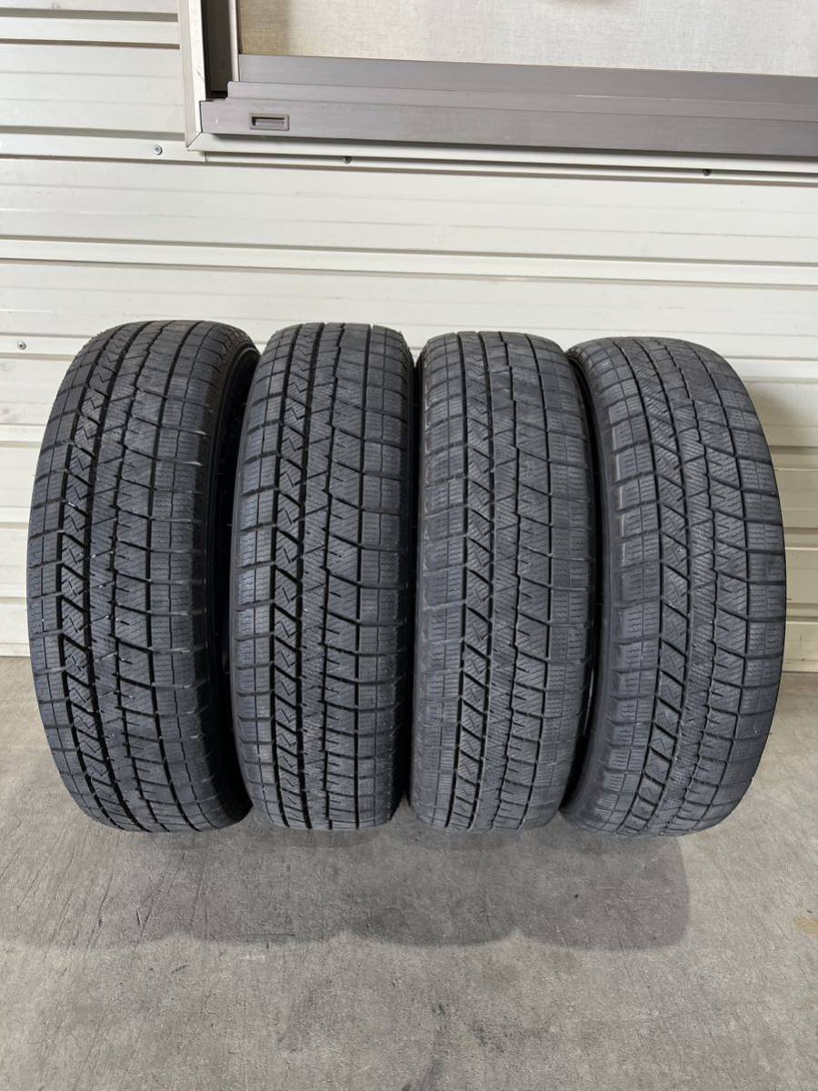 バリ溝‼️ダンロップスタッドレスセット2022年製215/55R17 旧型