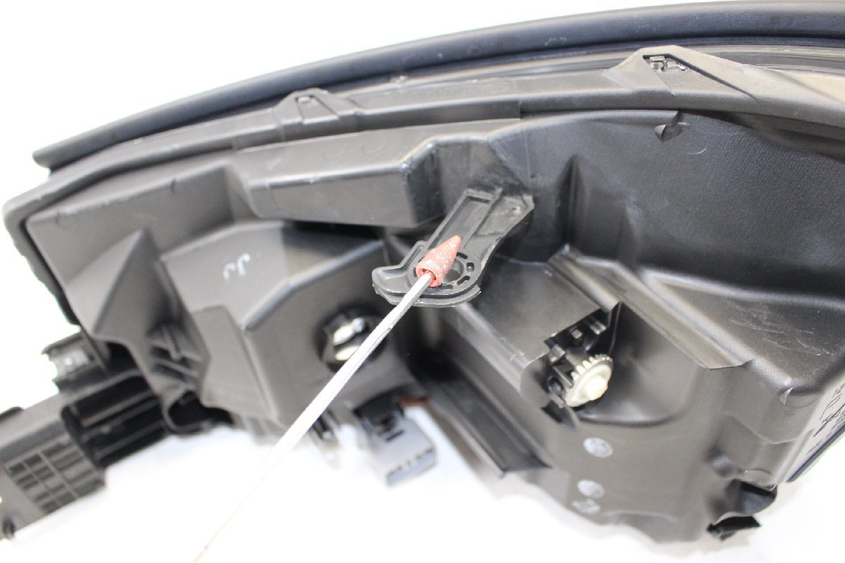 フォレスター SK9 LED ADV用 ヘッドライト 右 右側 コイト 100-6040L 